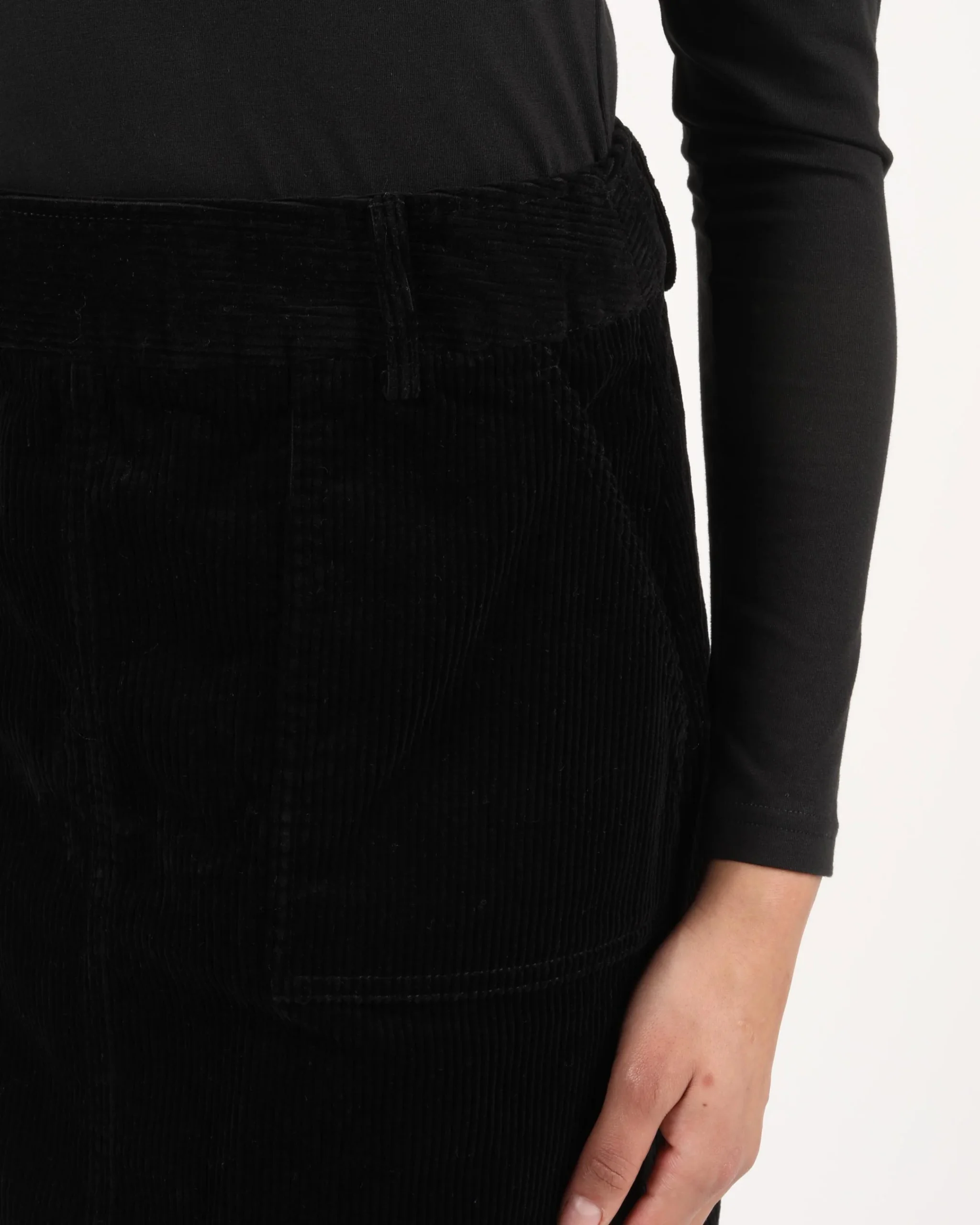 Falda corta  WEMOTO de pana para mujer ELLA CORD ref-242.711-100 Black-negro