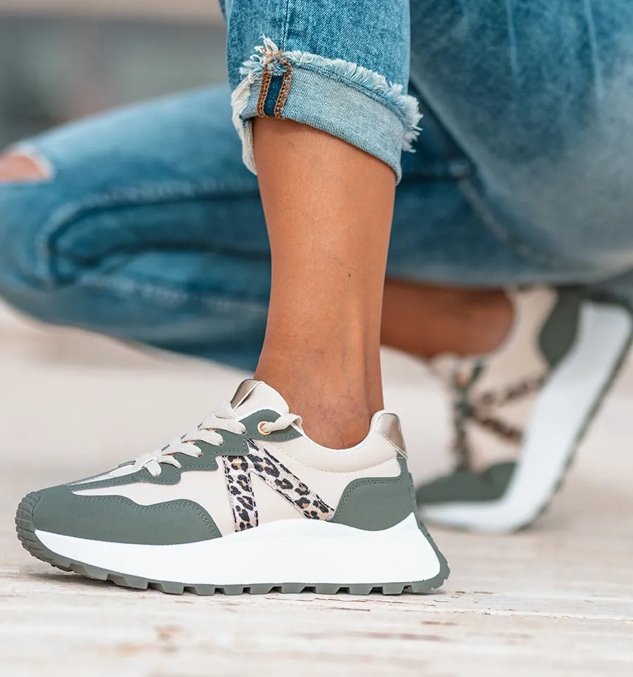 Zapatillas deportivas suela tacos goma